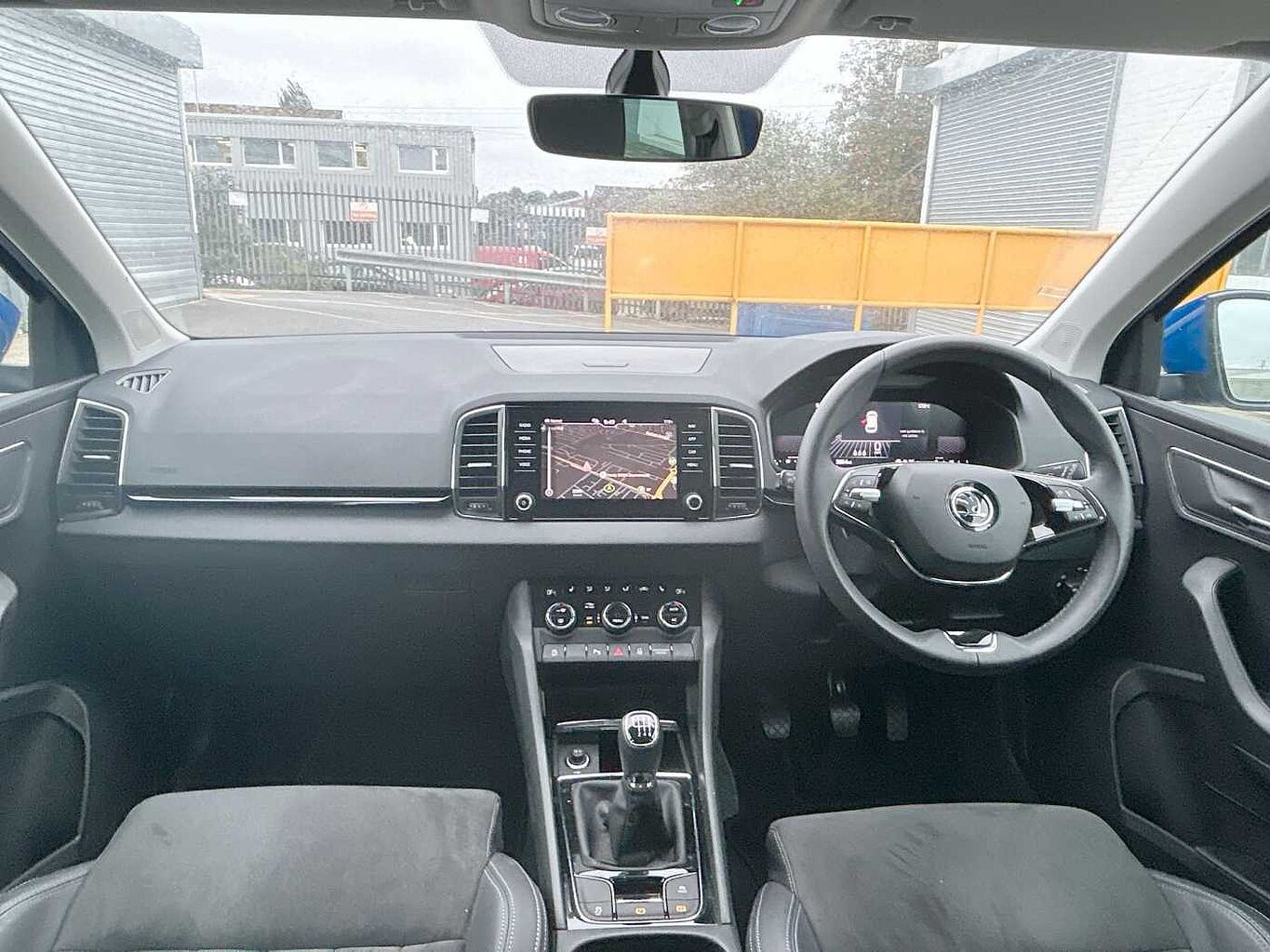 SKODA Karoq SUV 1.0 TSI (110ps) SE L